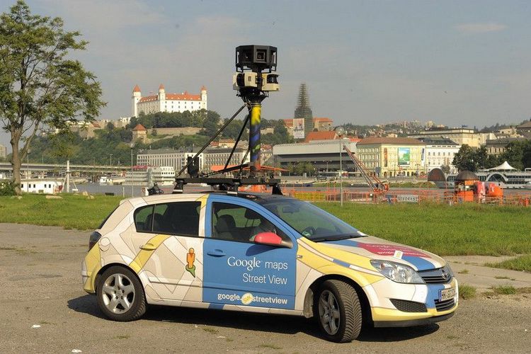 Street View autá Google sa stali ešte užitočnejšími