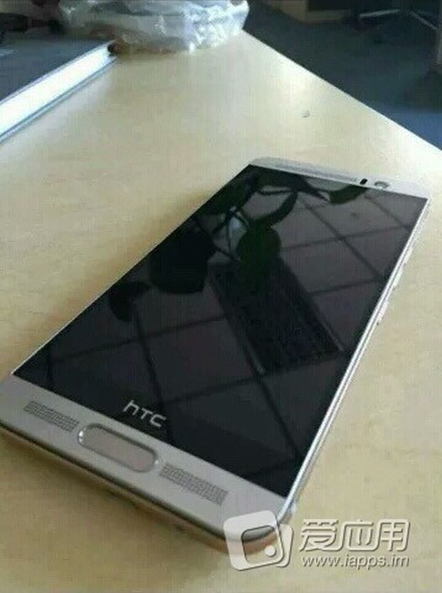 Latest-alleged-HTC-One-M9-live-photos (1)