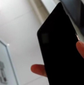 Alleged-images-of-one-of-the-two-new-Nexus-phone (5)